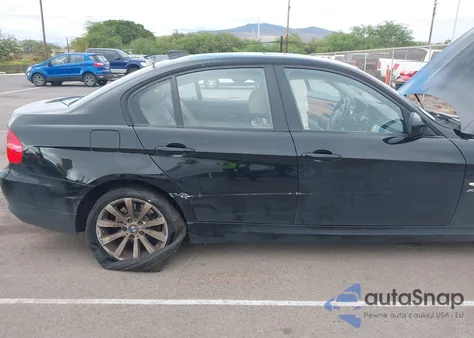 2011 BMW 328I xDrive из США, поврежденный, VIN WBAPK5C52BA659950